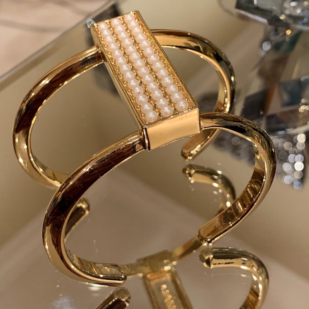 Ann Taylor bracelet